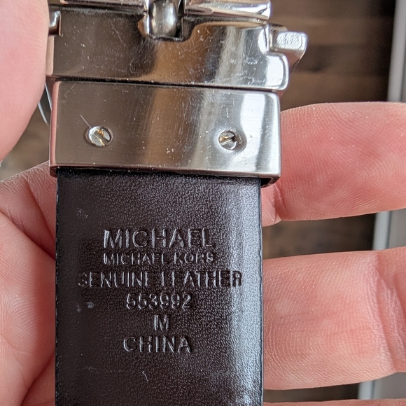 Michael Kors leather belt - Picture 2 of 3